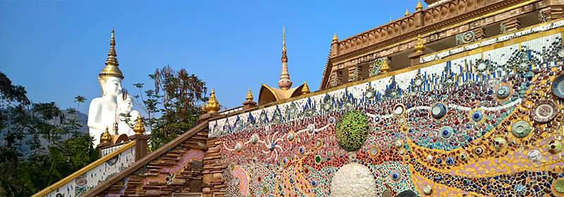 Wat Pha Sorn Kaew banner